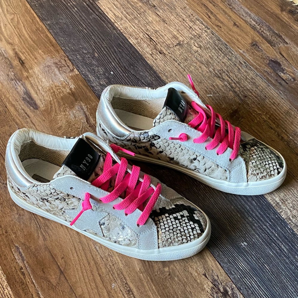 Steve Madden Philosophy Star Golden Goose dupes
